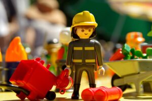 playmobil, toy, firefighter-771312.jpg